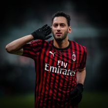 屡次夺得高 屡次夺得高